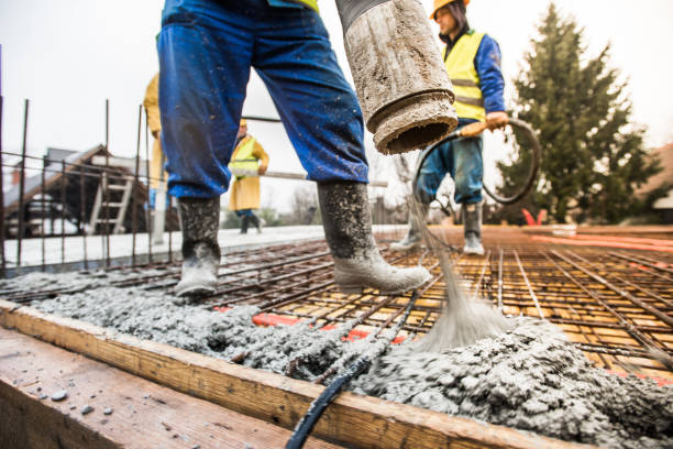 Best Driveways & Floors  in Seco Mines, TX